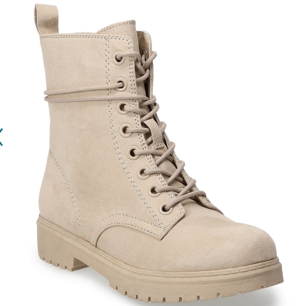 🌸Off White Faux Suede Combat Boots